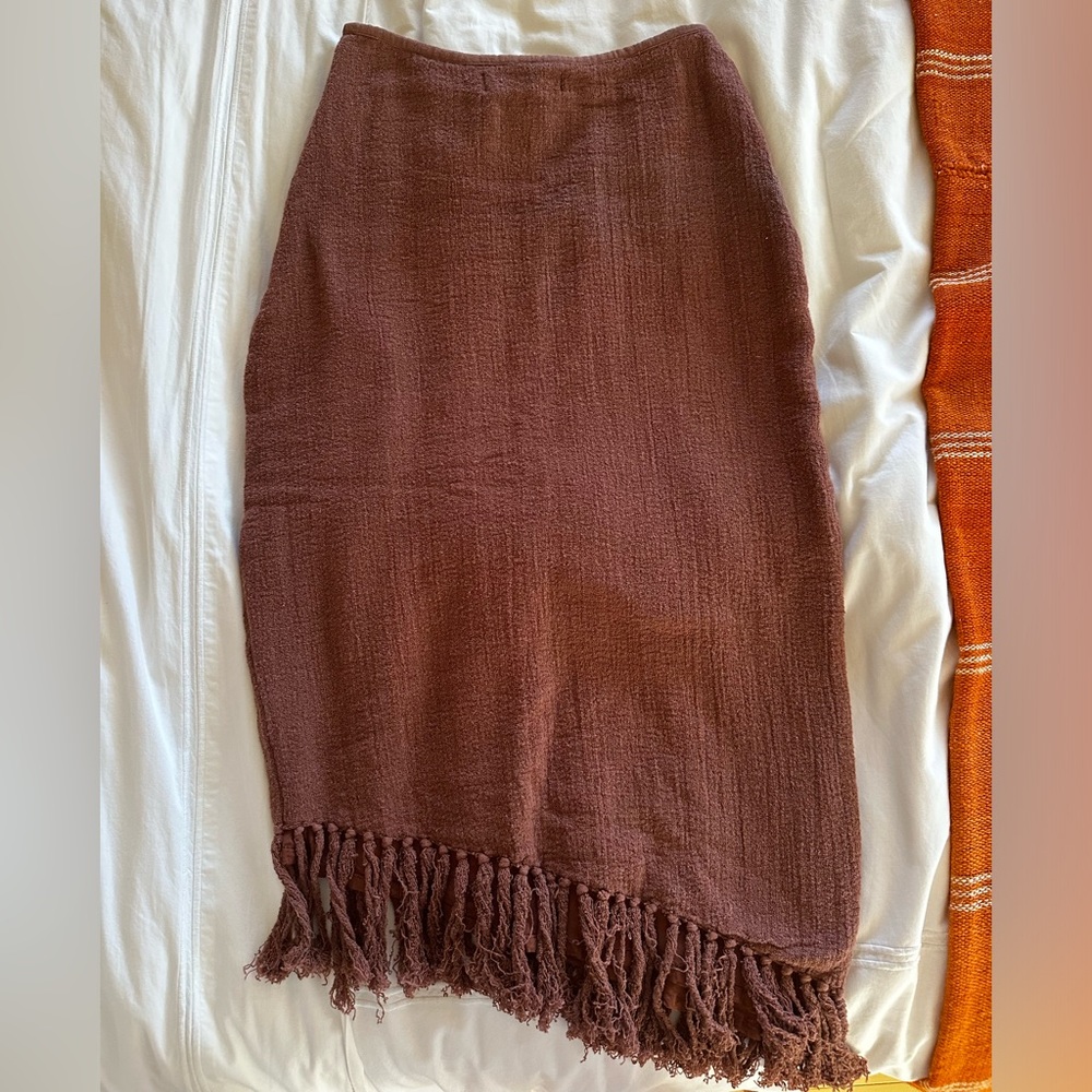 Savannah morrow the label skirt!